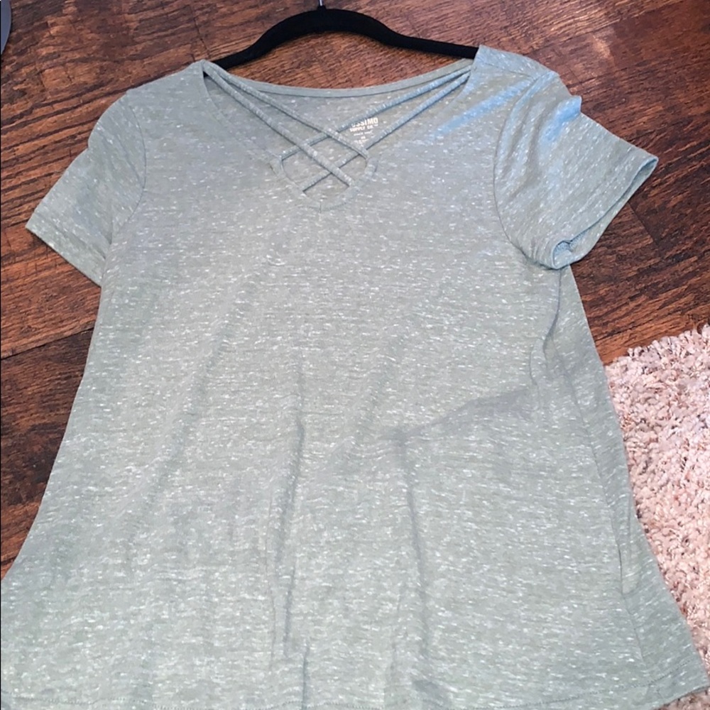 tee shirt blouse